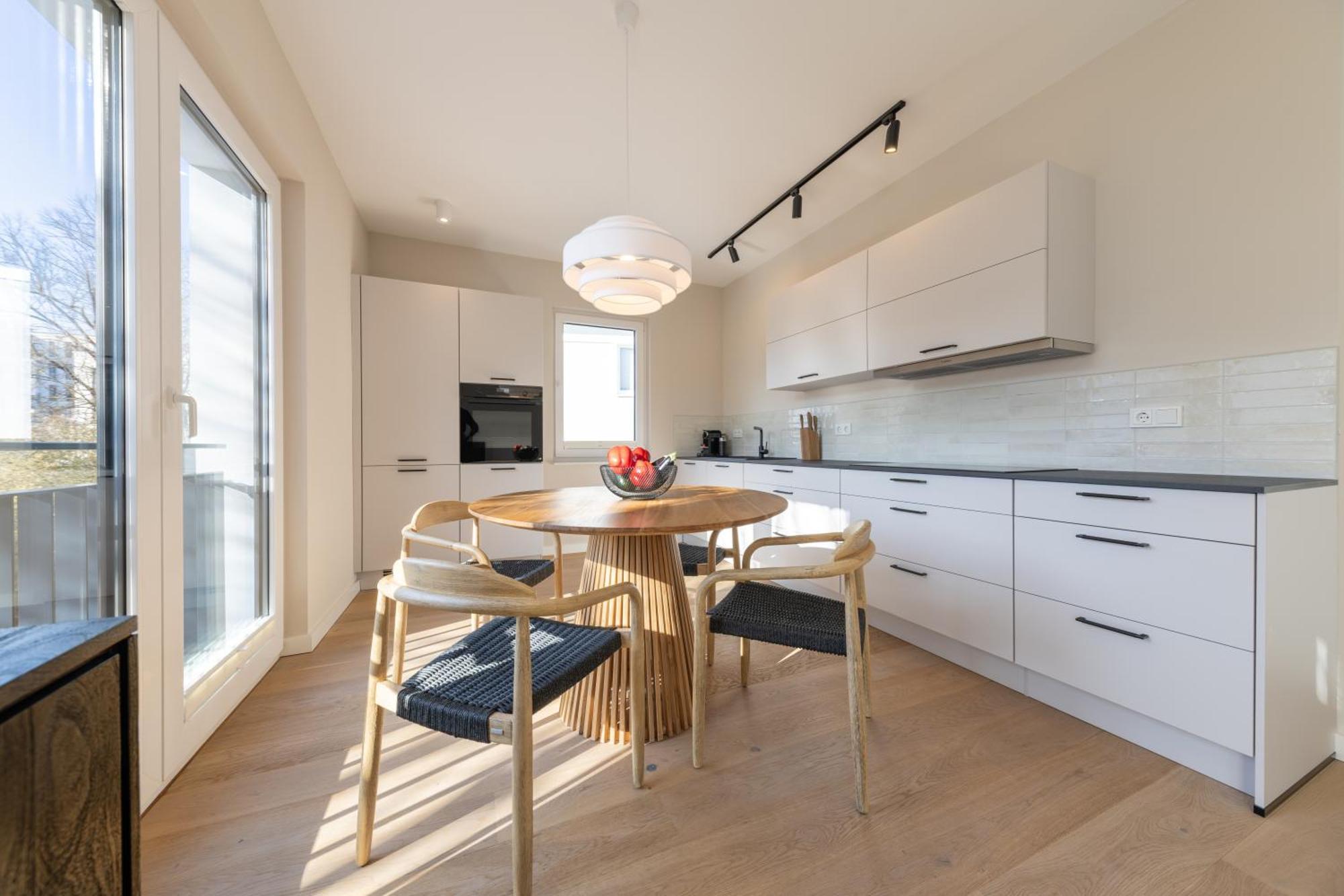 Ferienwohnung Strom Acht - Modern Frisch Inkl Stellplatz, Balkon - 200M Zum Alten Strom 로스토크 외부 사진
