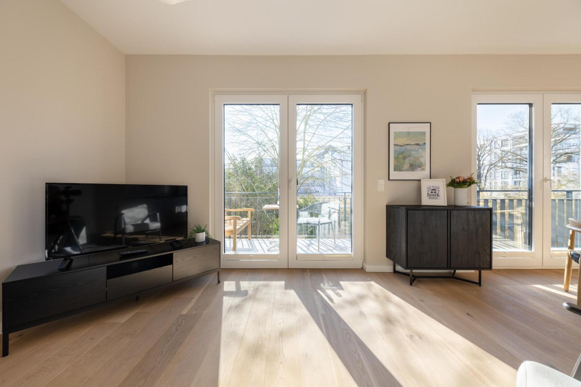 Ferienwohnung Strom Acht - Modern Frisch Inkl Stellplatz, Balkon - 200M Zum Alten Strom 로스토크 외부 사진